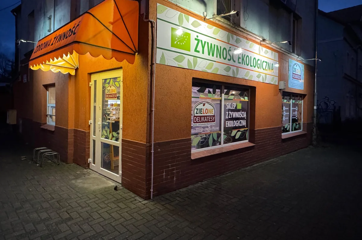 Sklep Zielone Delikatesy w Nowej Soli - wnętrze